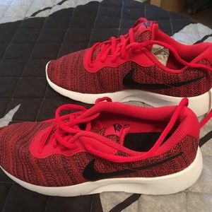 Boys size 5 brand new Nike’s